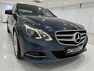 Mercedes Benz E200 Sedan R18 LED 2015 Blue